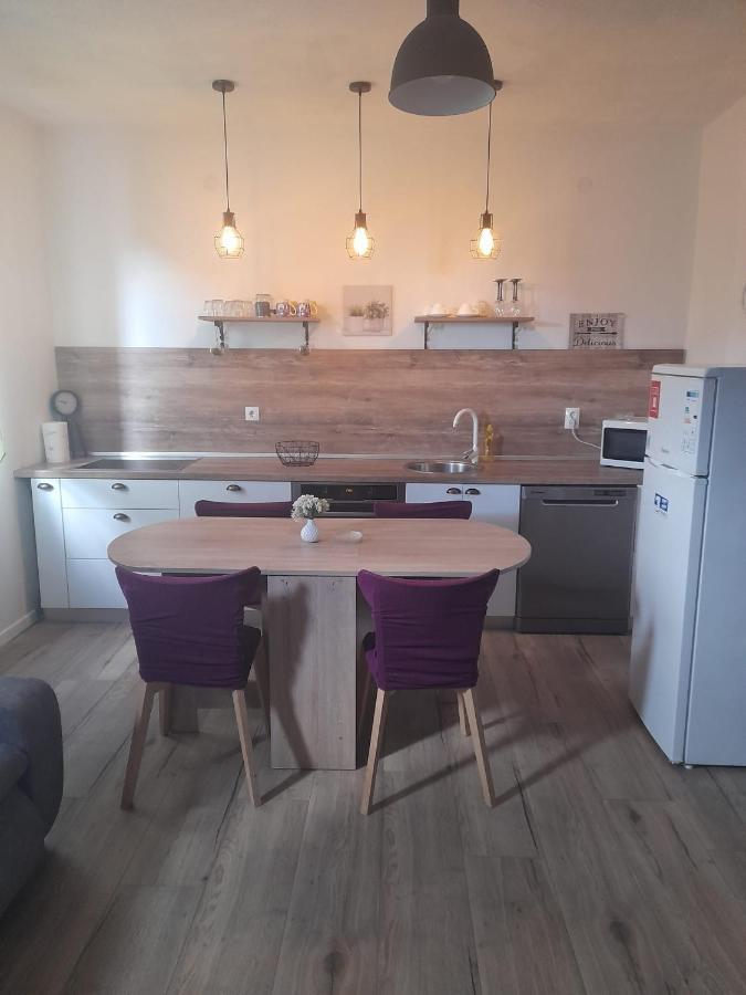 Apartmani Lukacic Biograd Na Moru Pokoj fotografie